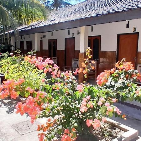 Ekas Beach Guesthouse And Restaurant Buitenkant foto