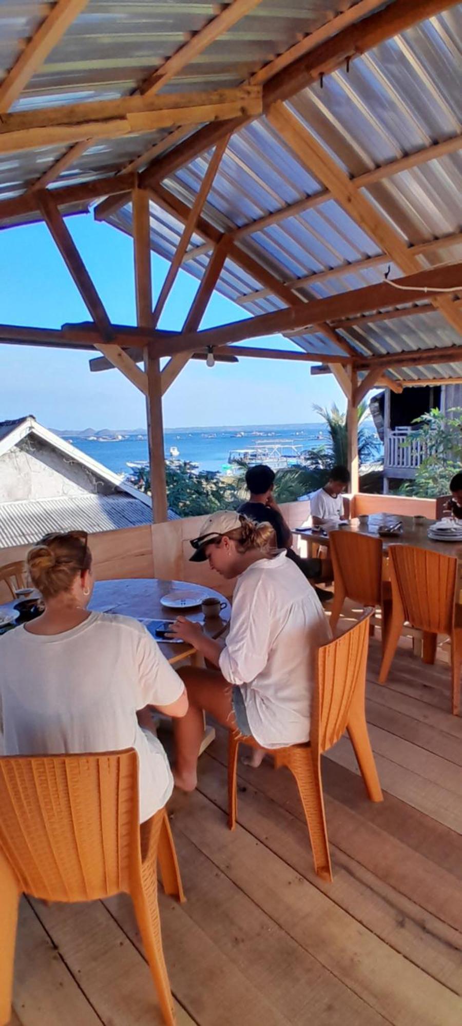 Ekas Beach Guesthouse And Restaurant Buitenkant foto
